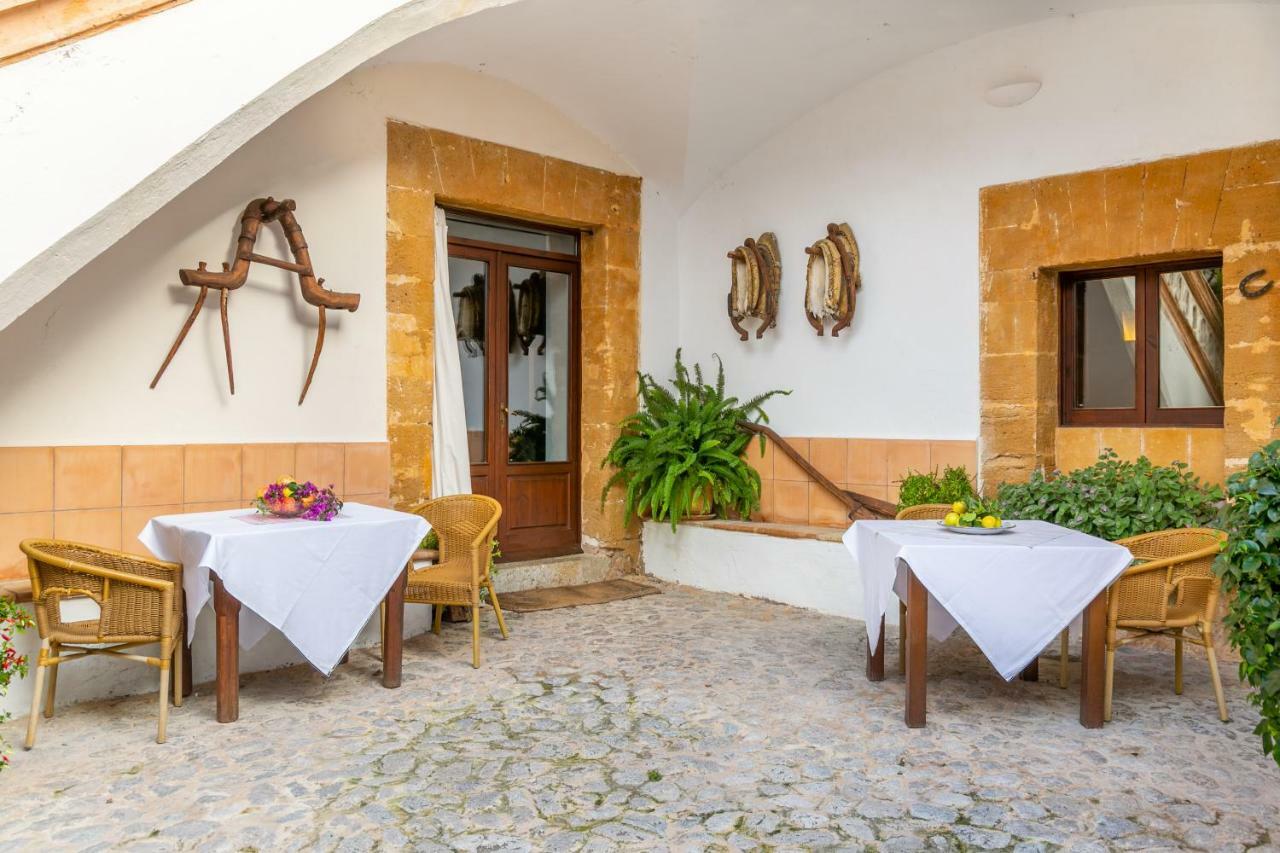 Villa Historic House In Mallorca Up To 12 Guests Andratx